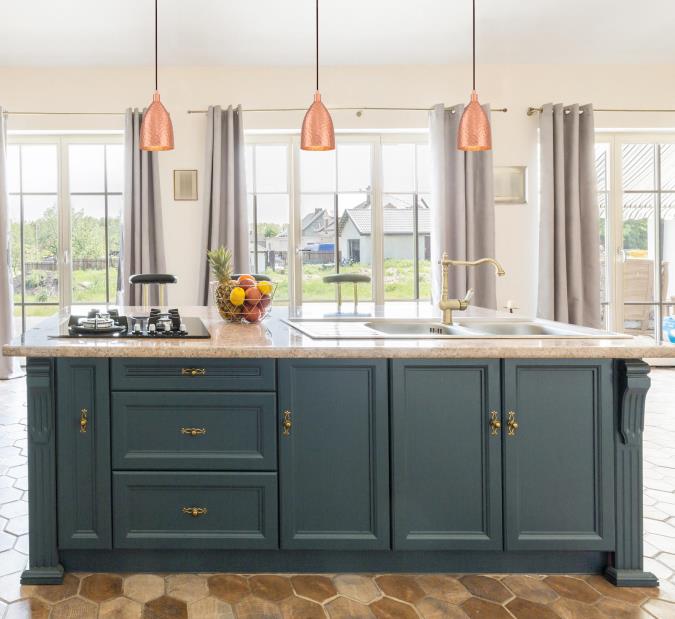 Indoor Mini Pendant: Hammered Copper Finish