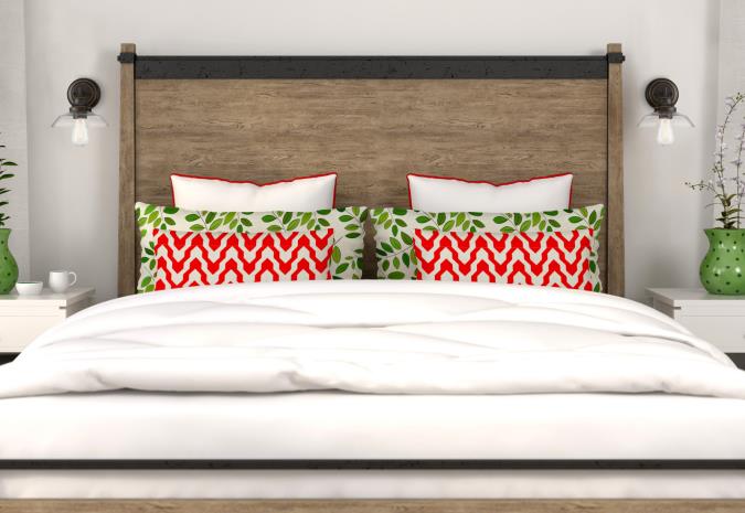 Iron Hill One-Light Indoor Wall Fixture: Oil-Rubbed Bronze Finish