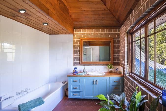 6-Inch Dimmable LED IndoorOutdoor Surface Mount, Wet Location, ENERGY STAR: Oil Rubbed Bronze Finish with Frosted Lens, 4000K