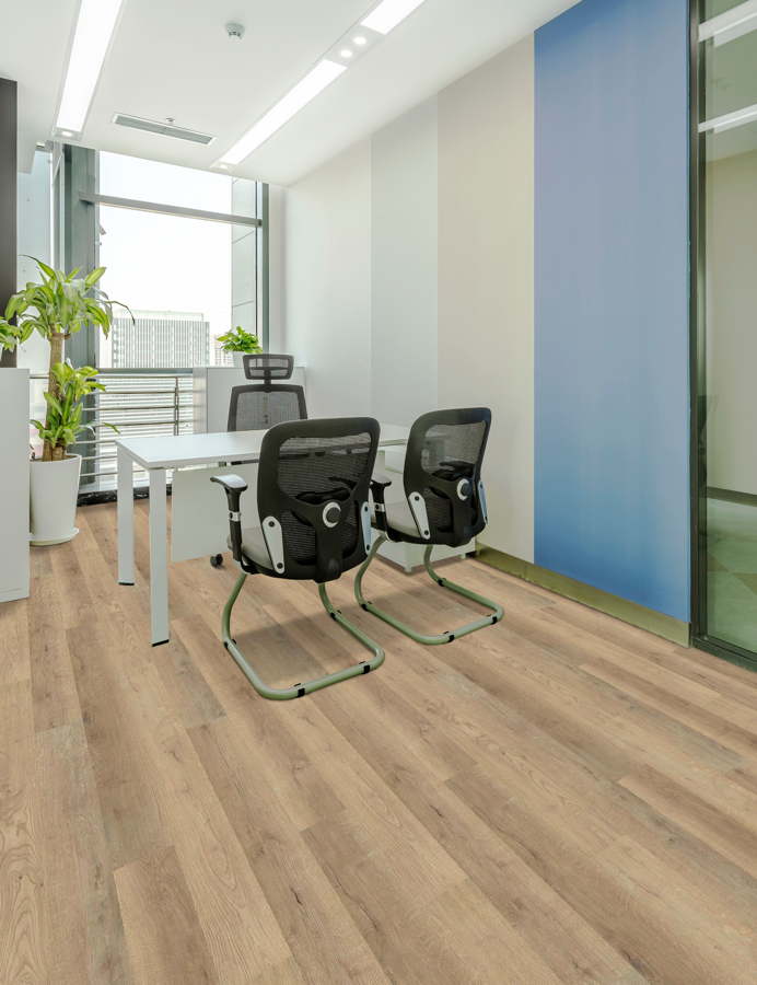 New Castle Reclaimed Oak 12 MIL